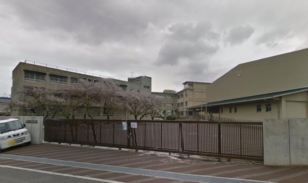 上野芝中学校の画像
