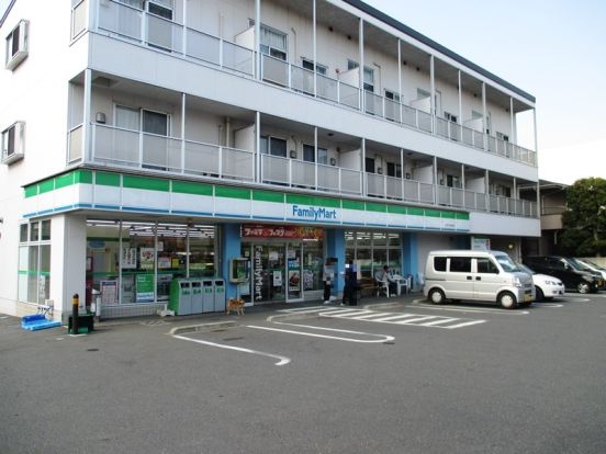 ファミリーマート登戸小学校前店の画像