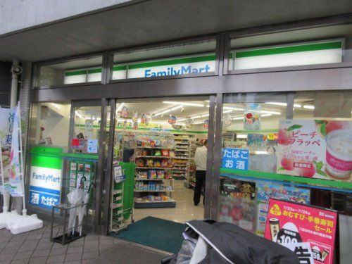 ファミリーマート 草加瀬崎二丁目店の画像