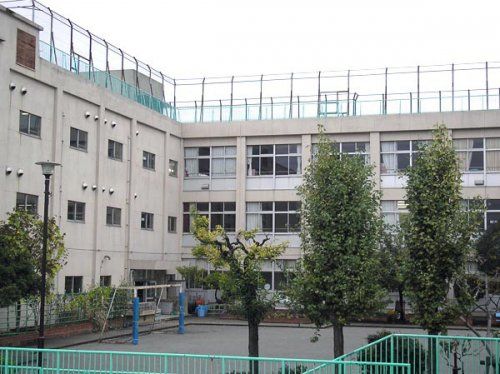 大田区立中富小学校の画像