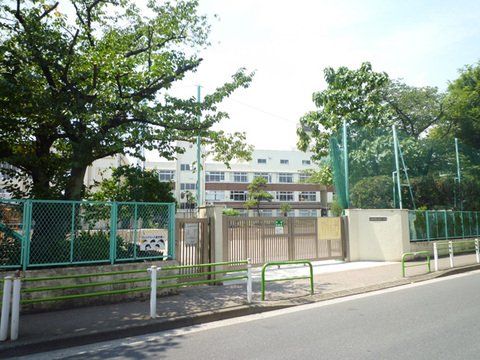 大田区立入新井第一小学校の画像