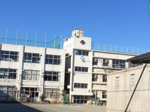大田区立東蒲小学校の画像