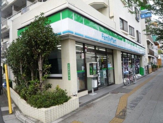 ファミリーマート 練馬北町店の画像