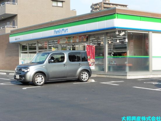 ファミリーマート 座間相模が丘一丁目店の画像