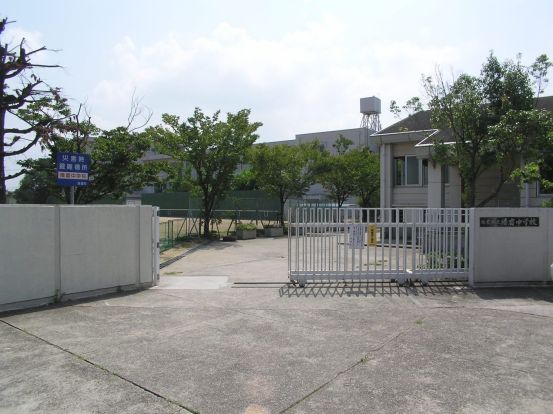 播磨中学校の画像