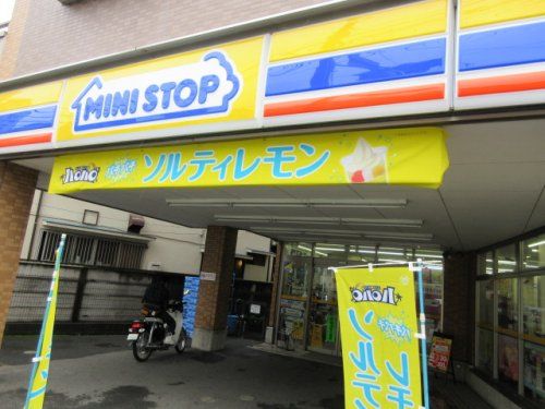 ミニストップ 市川東高校前店の画像