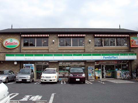 ファミリーマート大泉インター店の画像