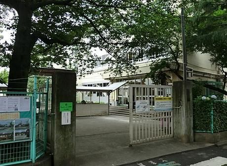 杉並区立 済美小学校の画像