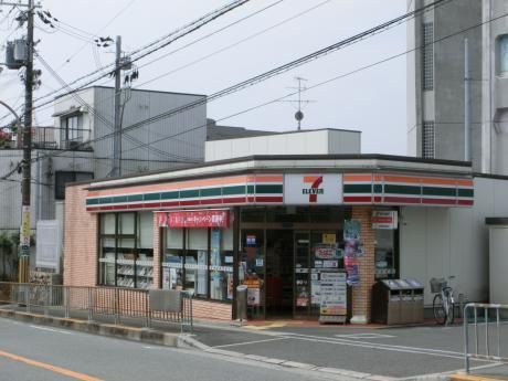セブンイレブン池田鉢塚三丁目店の画像