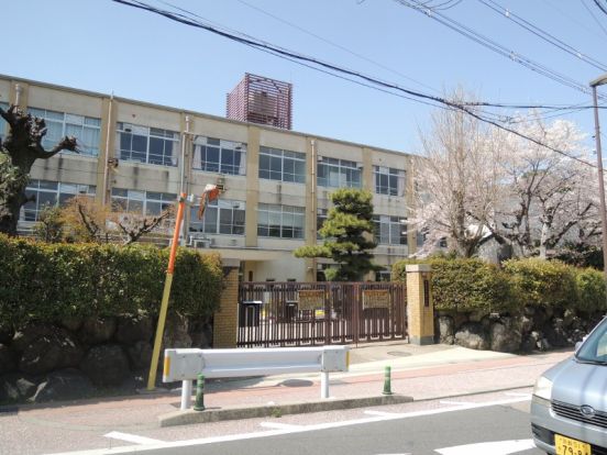 京都市立 山階小学校の画像