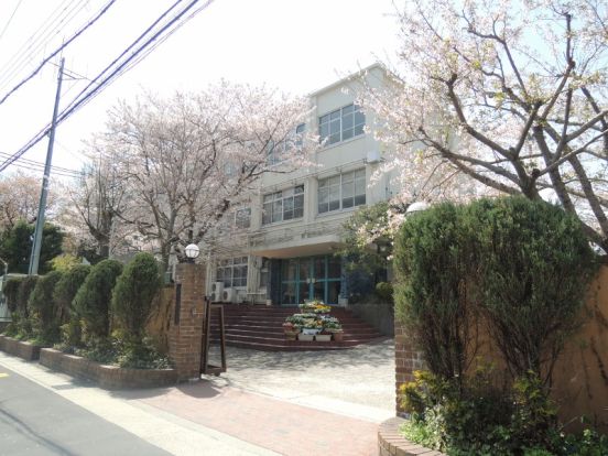 京都市立 勧修小学校の画像
