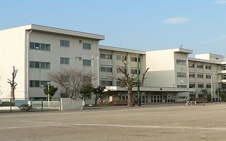 綾瀬市立土棚小学校の画像