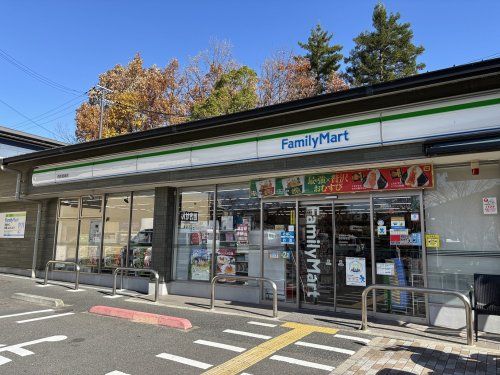 ファミリーマート 西京桂坂店の画像