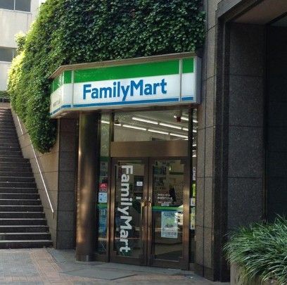 FamilyMart神谷町MTビル店の画像