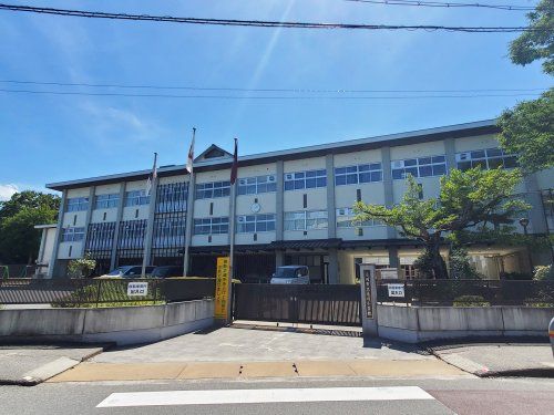 亀岡市立 亀岡小学校の画像