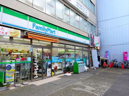 ファミリーマート桜上水駅南口店の画像