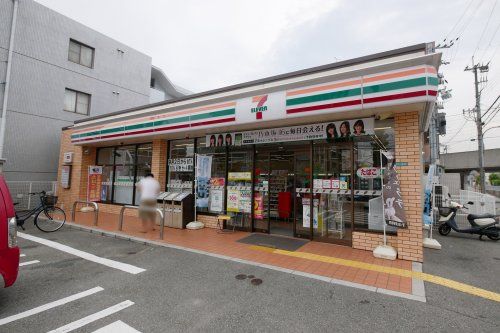 セブンイレブン 西宮深津町店の画像