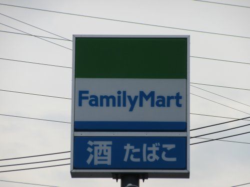 ファミリーマート甲府下石田店の画像