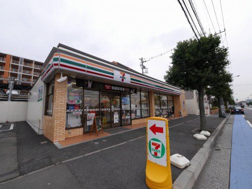 セブンイレブン横浜いずみ中央店の画像