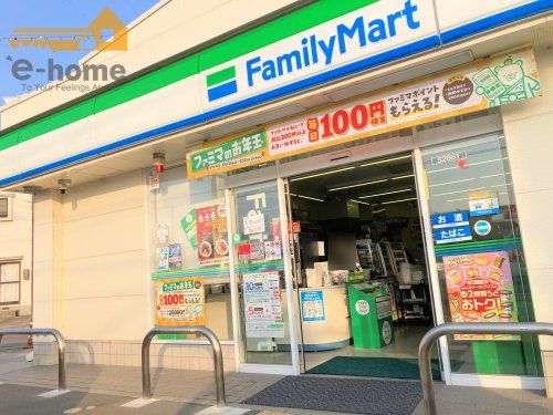 ファミリーマート 神野町石守店の画像