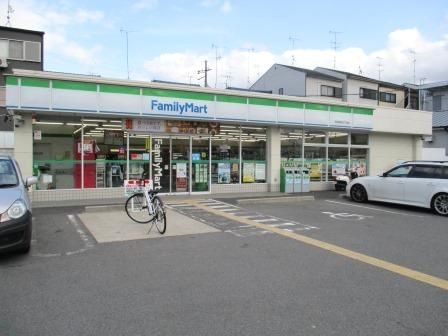 ファミリーマート京都御前太子道店の画像