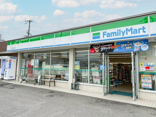 ファミリーマート城陽枇杷庄店の画像