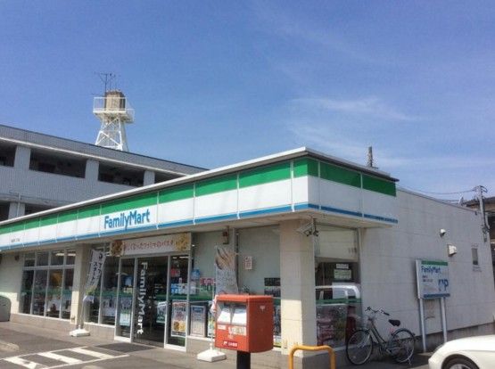 ファミリーマート 川越砂新田店の画像