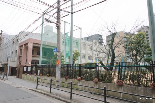 大阪市立西天満小学校の画像