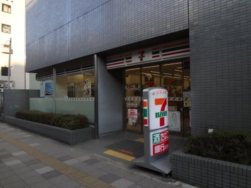 セブン−イレブン 大阪宮原１丁目店の画像