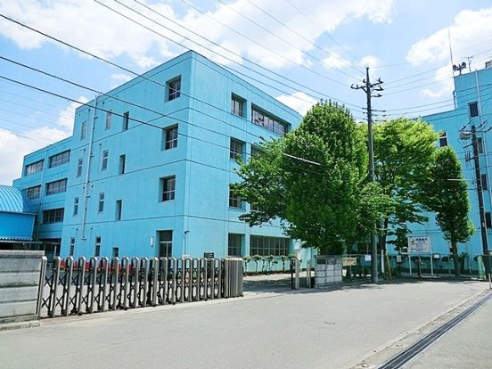 新座市立第五中学校の画像