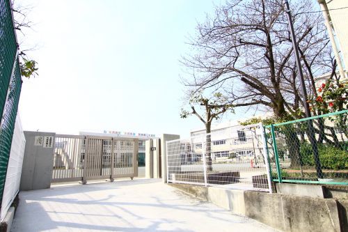 川崎市立木月小学校の画像