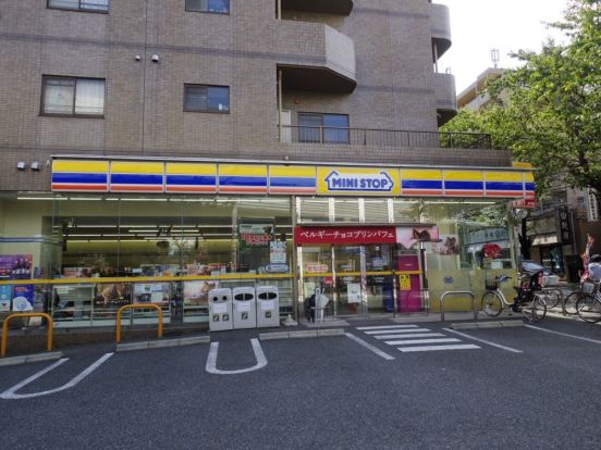 ミニストップ　大泉学園店の画像