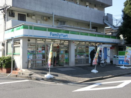 ファミリーマート　高野台一丁目店の画像