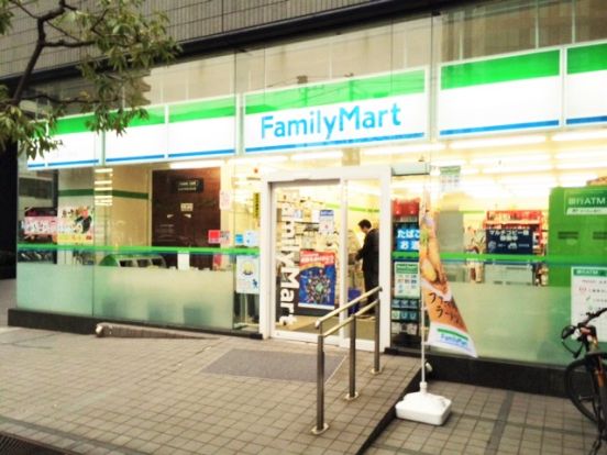 ファミリーマート・三田一丁目店の画像