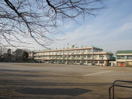 西東京市立 泉小学校の画像