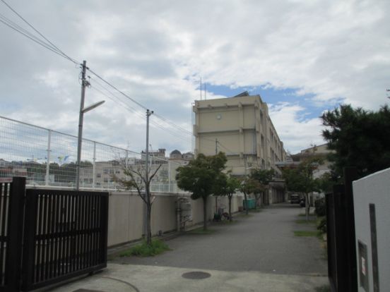 神戸市立西代中学校の画像