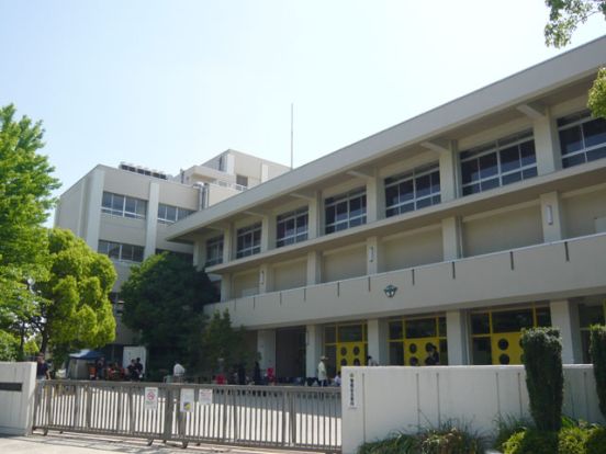 荻野小学校の画像