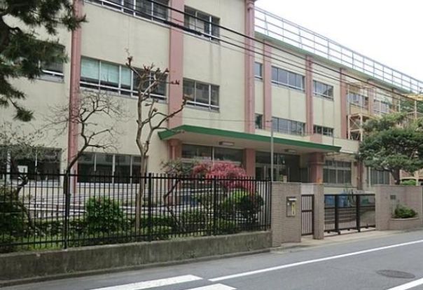 豊島区立高松小学校の画像