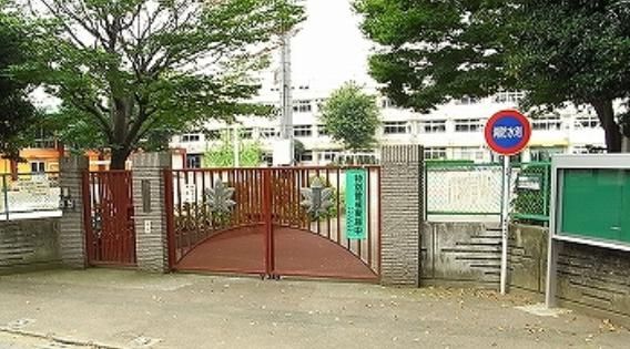 北区立滝野川第二小学校の画像