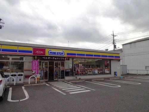 ミニストップ　さつきが丘１丁目店の画像