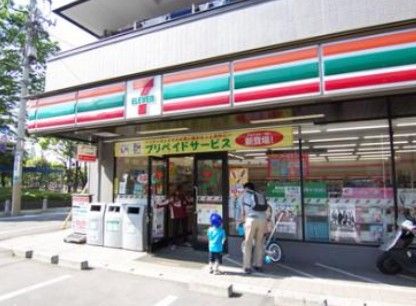  セブンイレブン北区浮間２丁目店の画像