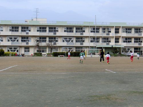 千葉市立長作小学校の画像