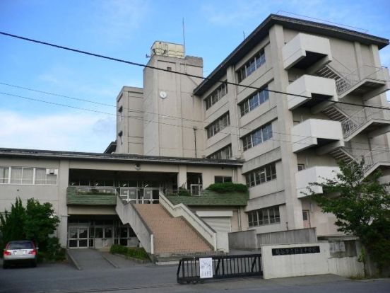 新栄中学校の画像