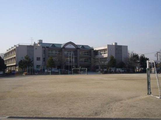 桜井小学校の画像