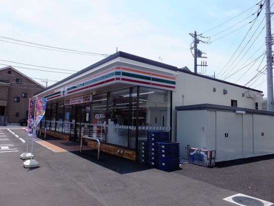 セブンイレブン 草加氷川町南店の画像