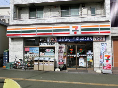 セブンイレブン京成大和田駅前店の画像