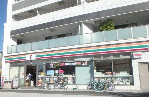 セブン−イレブン大阪新町３丁目店の画像
