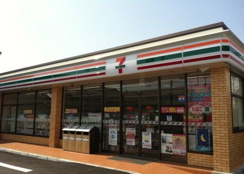  セブン−イレブン 根津駅前店の画像