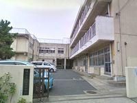 横浜市立　岡津中学校の画像