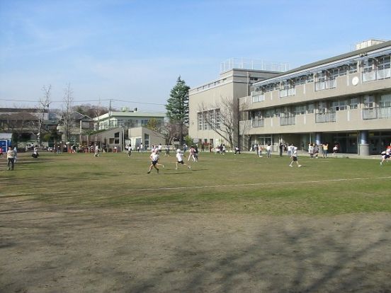 杉並区立桃井第五小学校の画像